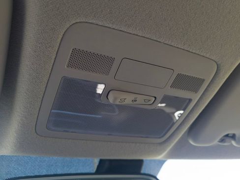 New 2026 Hyundai Venue SEL FWD image 31