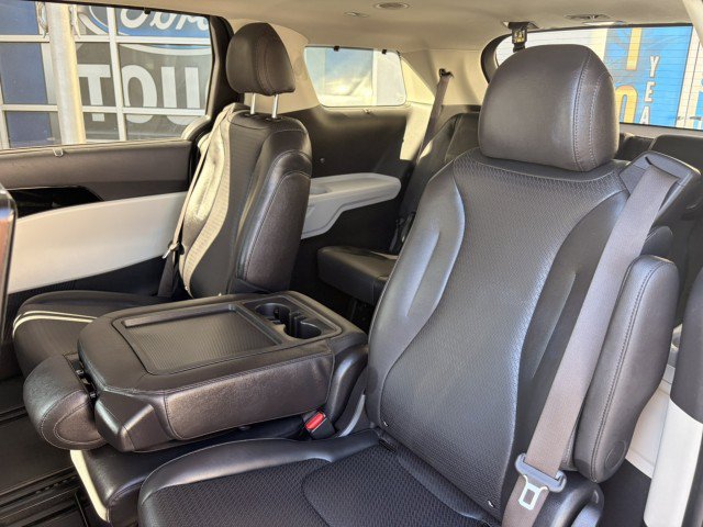 Used 2024 Kia Carnival SX Prestige FWD image 26