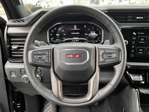 Used 2024 GMC Sierra 1500 AT4 w/ AT4 Preferred Package image 22