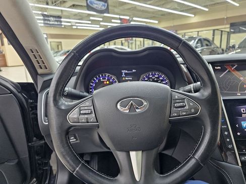 Used 2015 INFINITI Q50 Premium w/ Technology Package RWD image 28