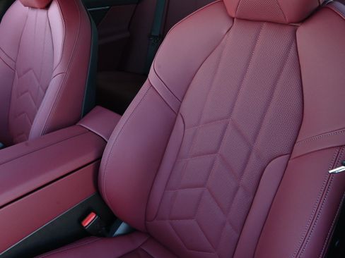 New 2026 BMW 540i xDrive w/ Executive Package image 9