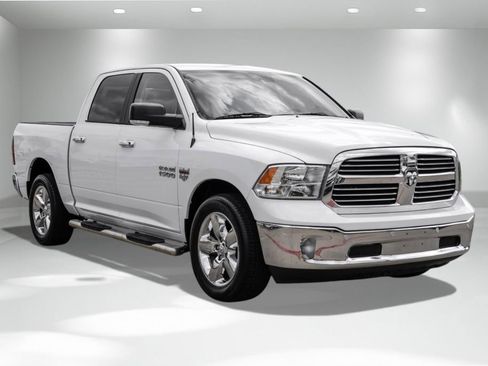 Used 2017 RAM 1500 Big Horn image 5