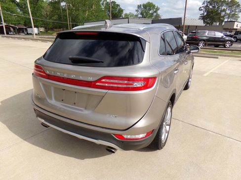 Used 2018 Lincoln MKC Select w/ Select Plus Package FWD image 35