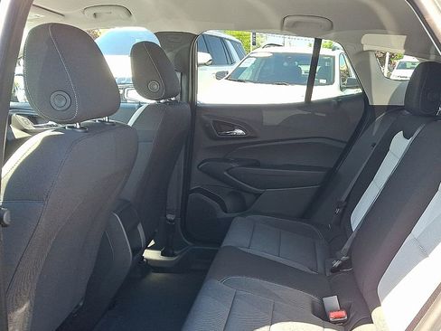 New 2026 Chevrolet Trax LS w/ LS Convenience Package FWD image 6