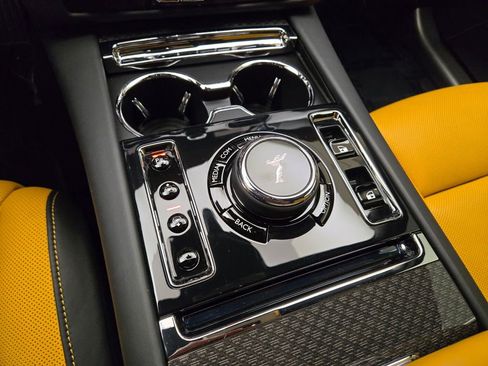 Certified 2022 Rolls-Royce Ghost Black Badge image 41