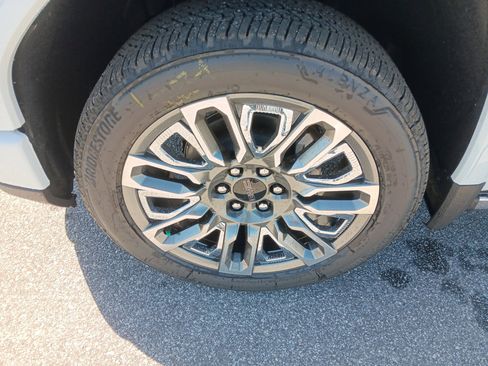 New 2026 GMC Sierra 1500 Denali Ultimate image 2