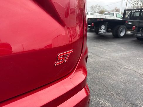 Used 2023 Ford Edge ST w/ Equipment Group 401A image 12