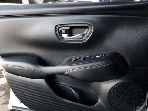 Used 2024 Honda HR-V Sport image 42