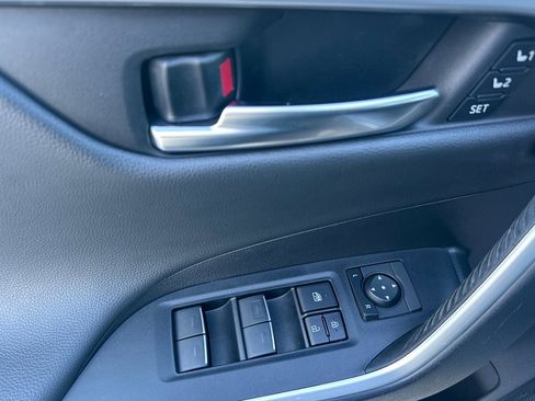 Used 2022 Toyota RAV4 XSE image 10