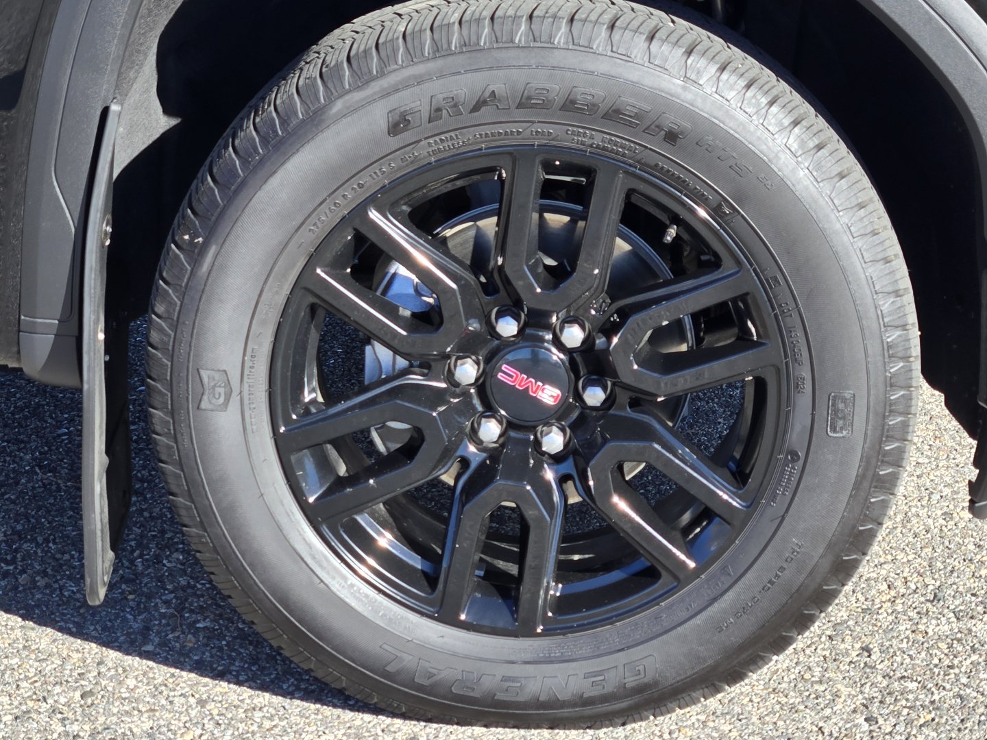Used 2025 GMC Sierra 1500 Elevation AWD/4WD image 7