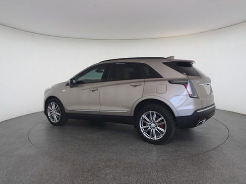 Used 2023 Cadillac XT5 Sportv w/ LPO, Floor Liner Package image 10