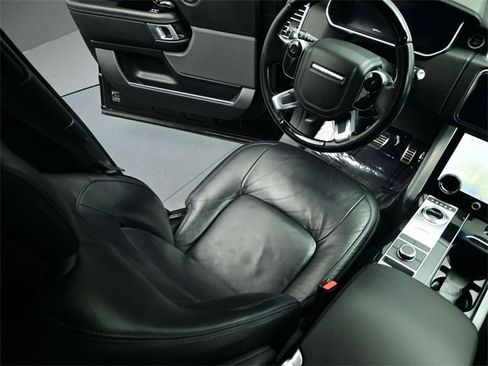 Used 2022 Land Rover Range Rover Long Wheelbase Autobiography image 9