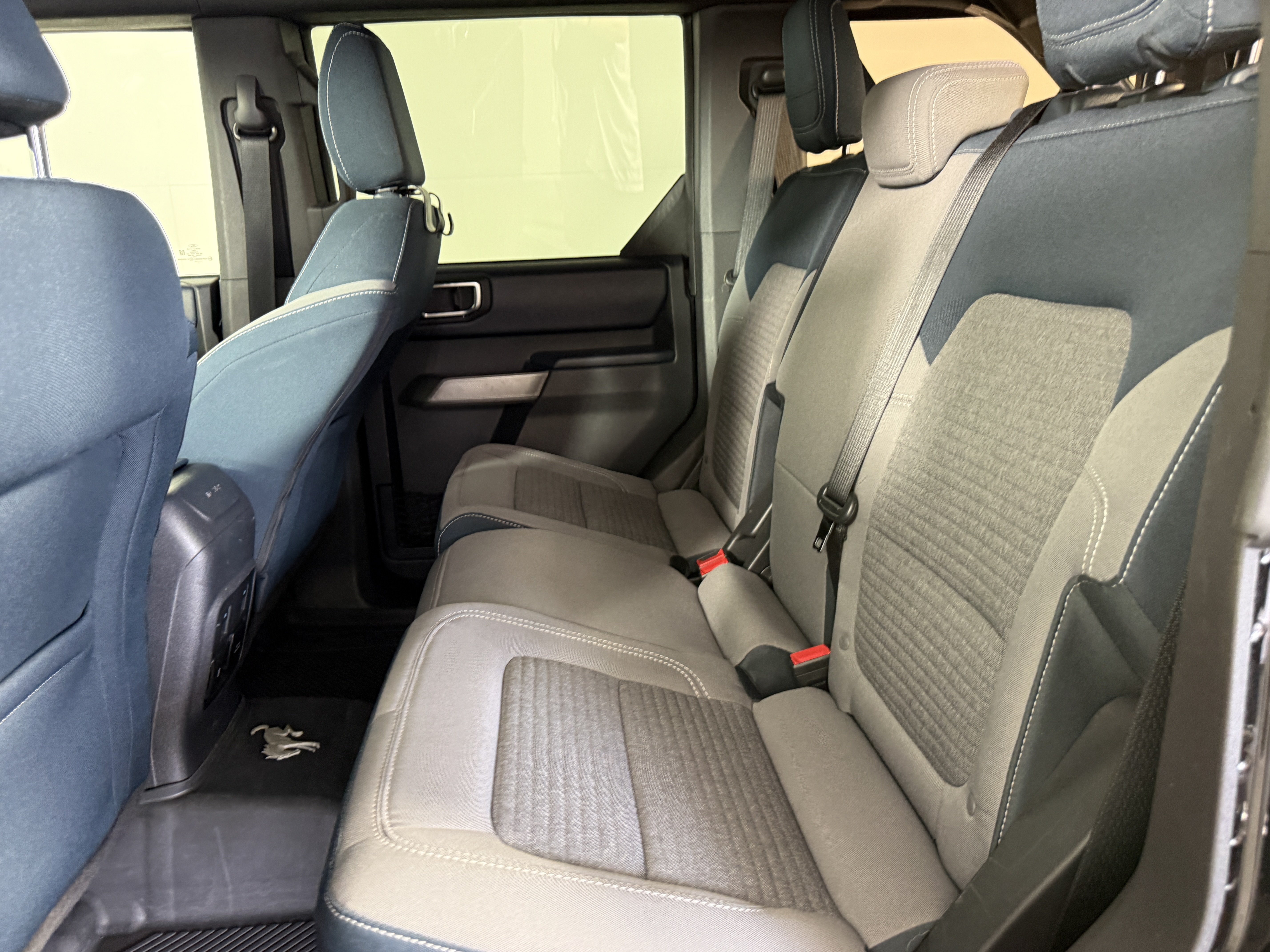 Used 2023 Ford Bronco Outer Banks AWD/4WD image 13