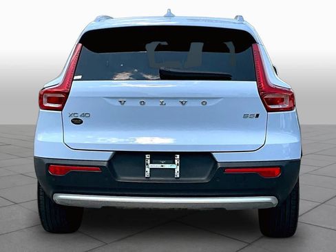 Used 2024 Volvo XC40 B5 Plus AWD/4WD image 5