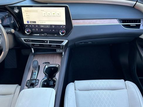 Certified 2024 Lexus RX 350 w/ Luxury Package image 28