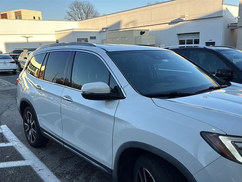 Used 2020 Honda Pilot Touring image 49