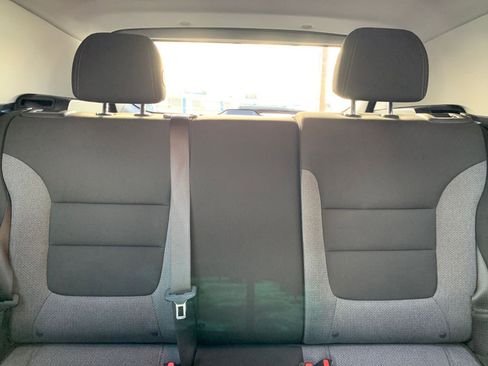 Used 2025 Chevrolet TrailBlazer LT image 36