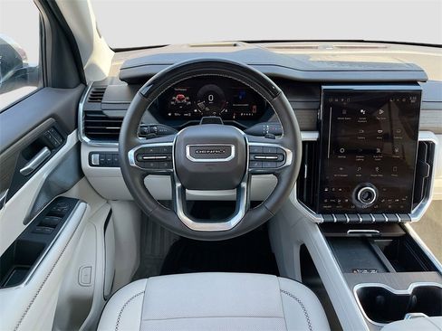 Used 2024 GMC Acadia Denali w/ Super Cruise Package image 23