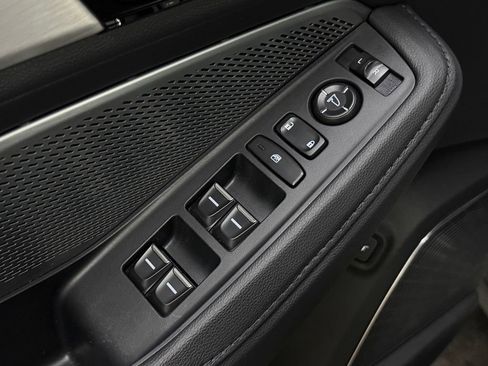 Certified 2025 Acura MDX SH-AWD image 13