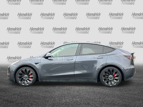 Used 2022 Tesla Model Y Performance image 8