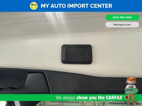 Used 2019 Toyota RAV4 Limited AWD/4WD image 30