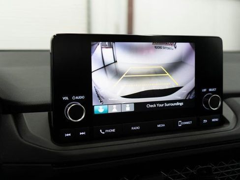 Certified 2024 Honda Accord LX image 4