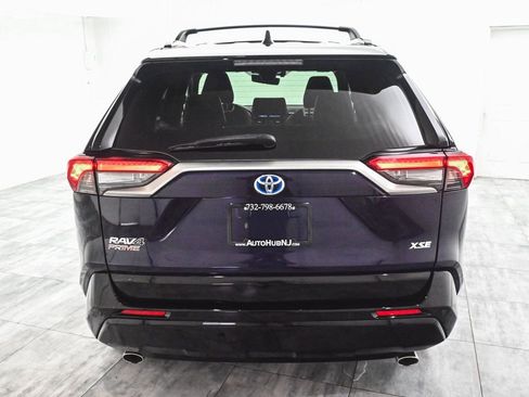 Used 2022 Toyota RAV4 XSE w/ Premium Package image 5