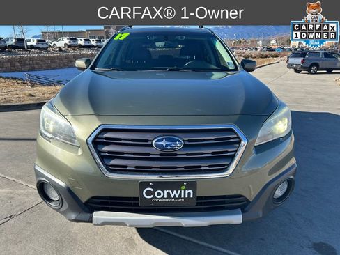 Used 2017 Subaru Outback 3.6R Touring image 2