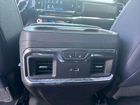 Used 2023 Chevrolet Silverado 1500 High Country w/ Technology Package image 33