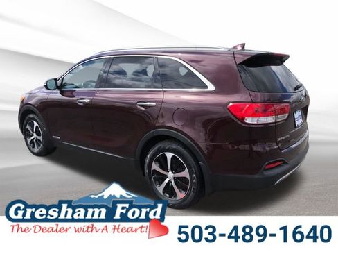 Used 2018 Kia Sorento EX AWD/4WD image 11