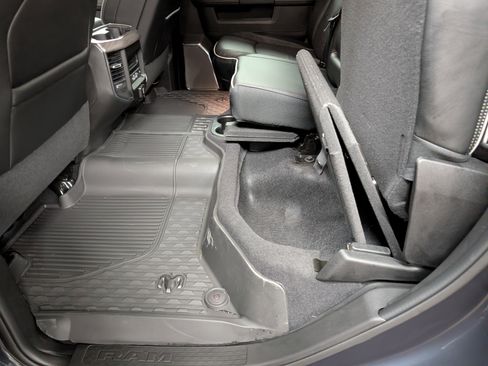 New 2026 RAM 3500 Laramie AWD/4WD image 10
