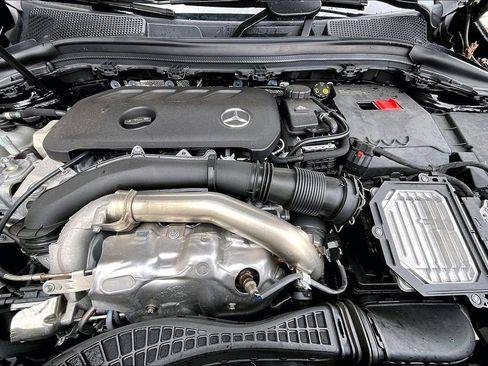 Used 2026 Mercedes-Benz GLA 250 4MATIC image 9