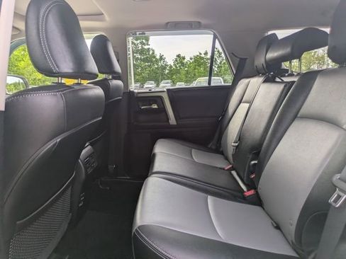 Used 2019 Toyota 4Runner SR5 Premium AWD/4WD image 17