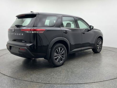 Used 2025 Nissan Pathfinder SV FWD image 9