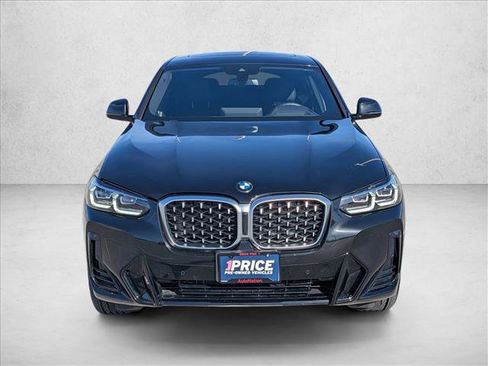 Used 2025 BMW X4 xDrive30i image 2