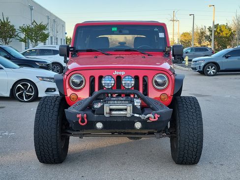 Used 2012 Jeep Wrangler Unlimited Sport image 2