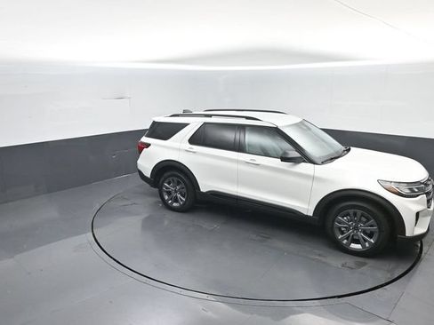 New 2026 Ford Explorer Active w/ Active Comfort Package AWD/4WD image 25