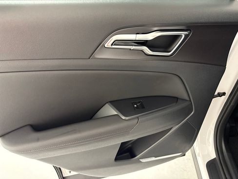 New 2026 Kia Sportage SX FWD image 23