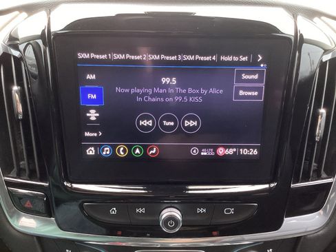 Used 2020 Chevrolet Traverse Premier image 23