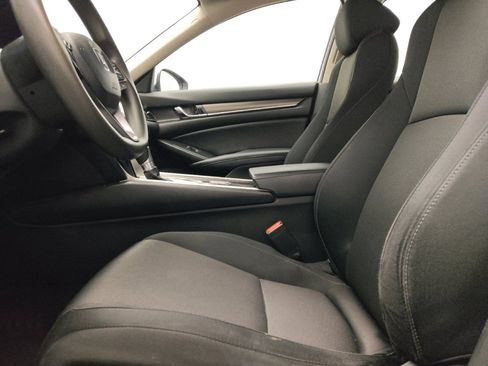 Used 2021 Honda Accord LX image 17