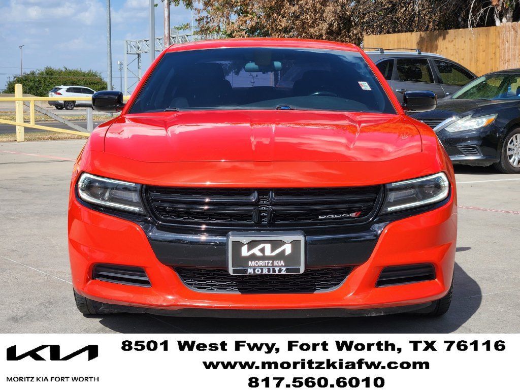 Used 2021 Dodge Charger SXT w/ Blacktop Package RWD image 2