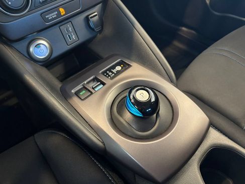 Certified 2023 Nissan Leaf S FWD image 23