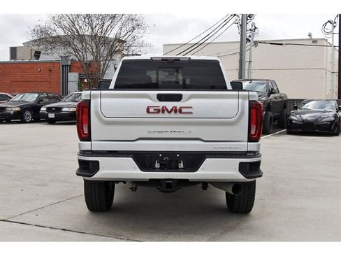 Used 2021 GMC Sierra 2500 Denali w/ Denali Ultimate Package image 3