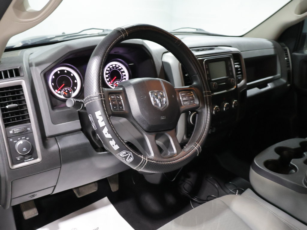 Used 2015 RAM 1500 Express w/ Black Ram 1500 Express Group AWD/4WD image 16