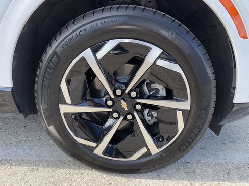 Used 2025 Chevrolet Equinox EV LT w/ Convenience Package FWD image 48