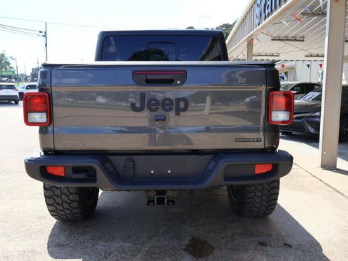 Used 2020 Jeep Gladiator Sport w/ Quick Order Package 24S AWD/4WD image 6