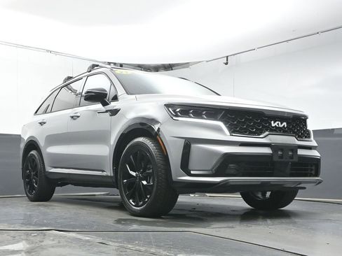 Used 2023 Kia Sorento SX AWD/4WD image 34
