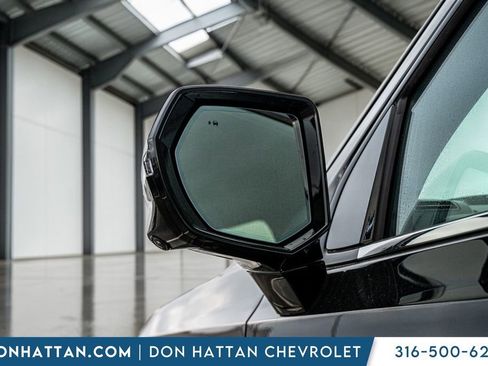 New 2026 Chevrolet Suburban LT w/ Comfort Package image 28