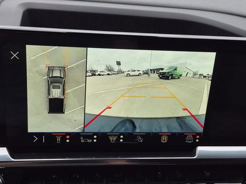 Used 2025 GMC Sierra 1500 Elevation w/ Elevation Premium Package image 30