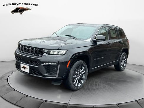 New 2026 Jeep Grand Cherokee Limited AWD/4WD image 7